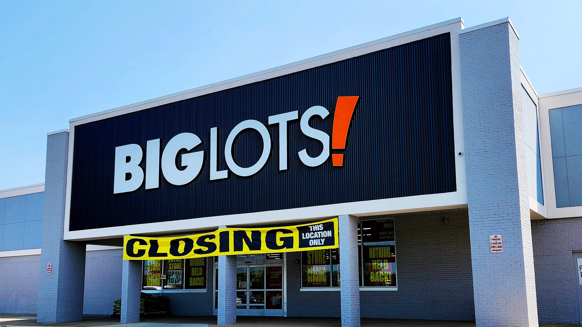 Big Lots Closes All Stores After Therapist Helps Company Work Through Hoarding Tendencies