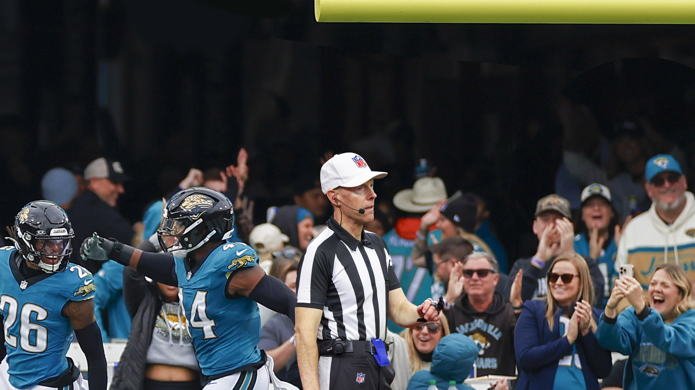 Ref Under Uprights Sheepishly Waits To Do ‘Good’ Sign Until Other Ref Does It First