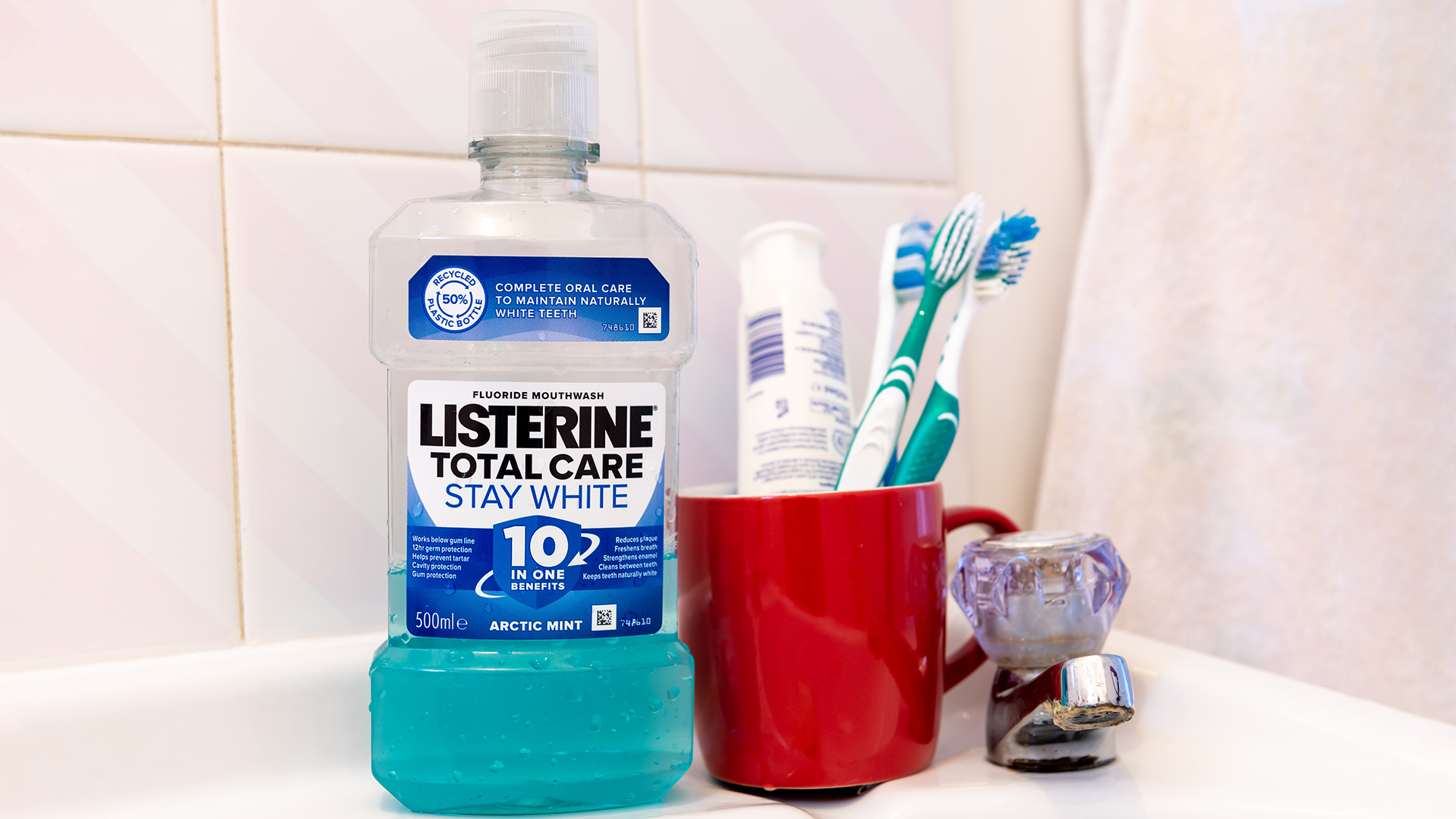 Listerine Leaves 0.1% Of Germs Alive To Spread Message Of Terror Throughout Microbial Community