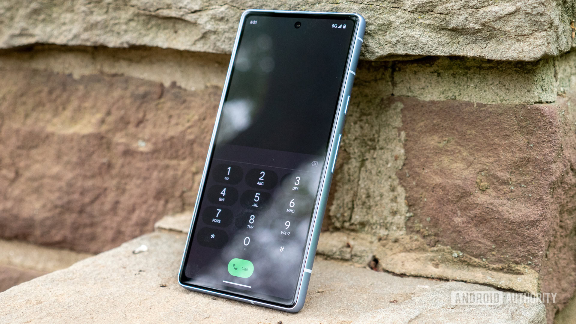 Google blocks Android hack that let Pixel users enable VoLTE anywhere