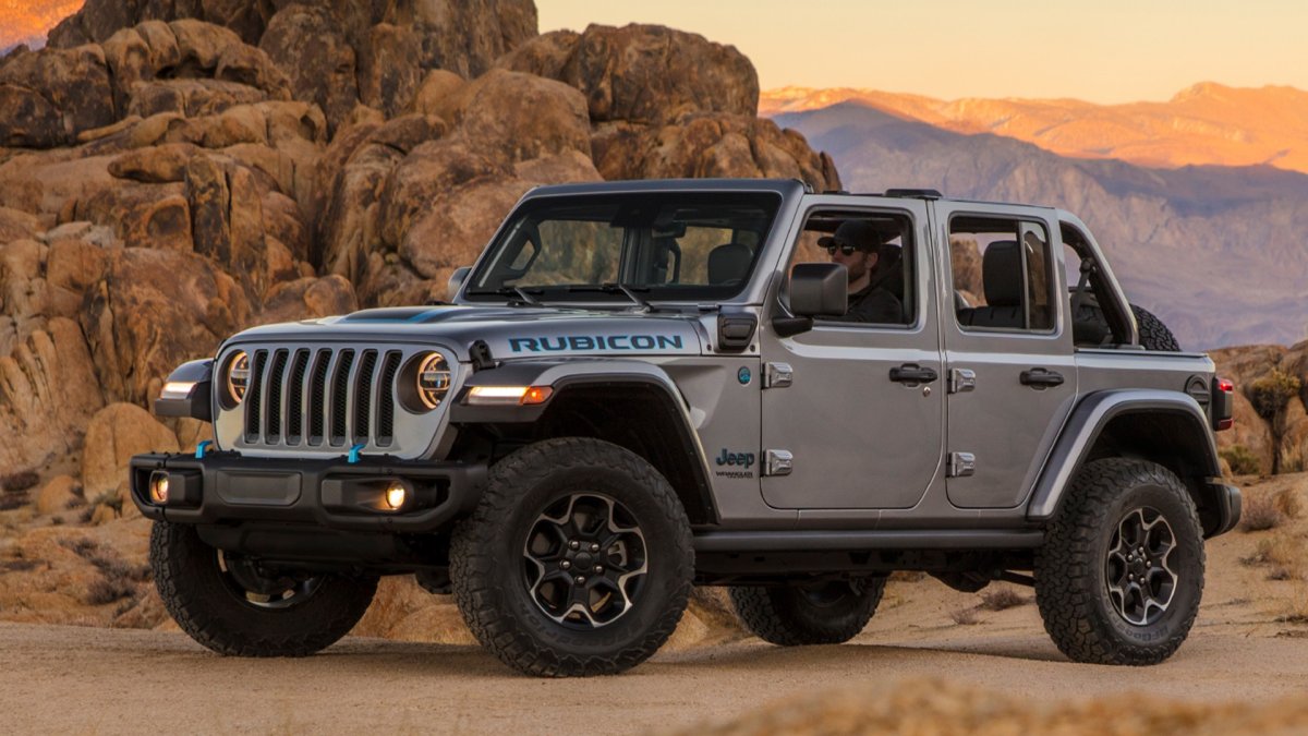 Jeep Wrangler 4xe Owners Still Waiting for Answers a Week after an Update Bricked Their Cars
