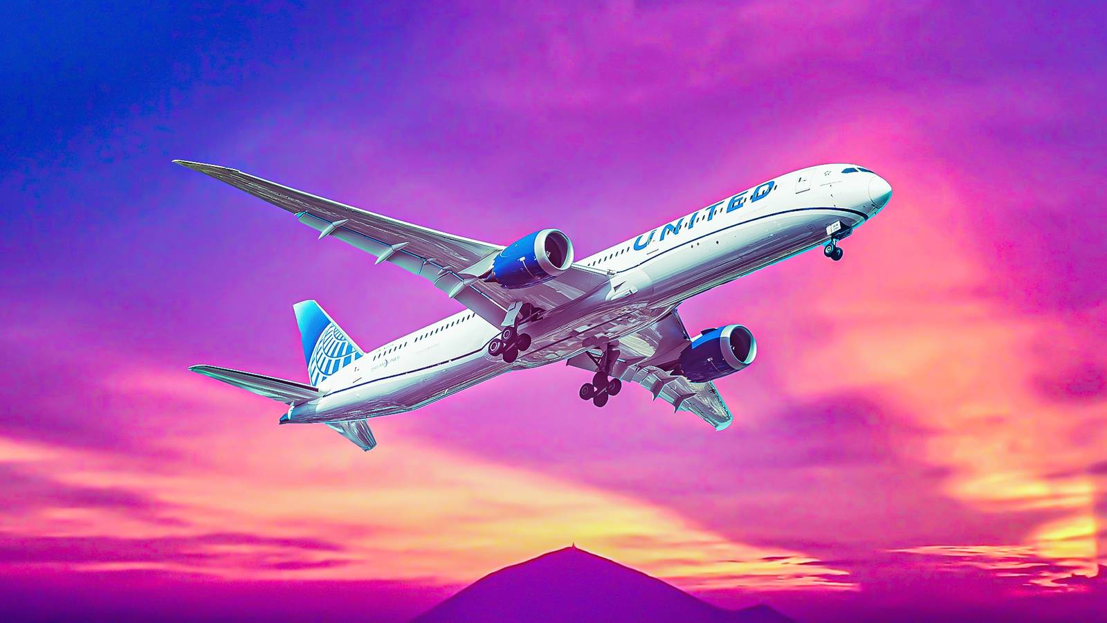 "Four-Letter Word": United Airlines 767 Returns To Newark After Bluetooth Name Sparks Alert